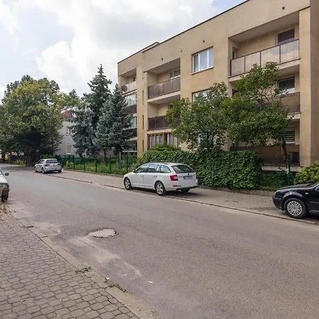 Wlochy Ratusz Lovely By Bookinghost *