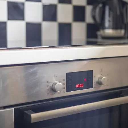 Appartement Wlochy Ratusz Lovely By Bookinghost *