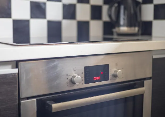 Apartment Wlochy Ratusz Lovely By Bookinghost *