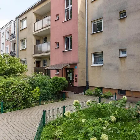 Apartmán Wlochy Ratusz Lovely By Bookinghost *