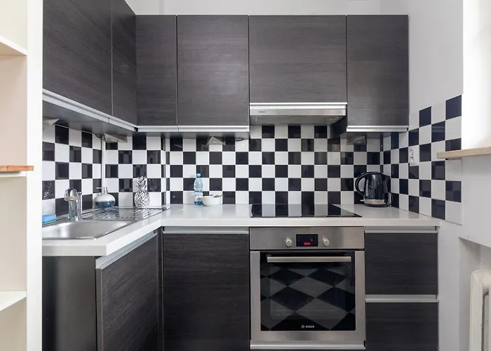 Apartmán Wlochy Ratusz Lovely By Bookinghost Varšava